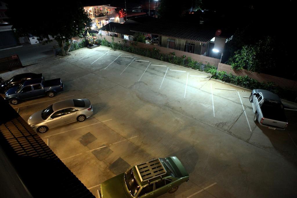 The Corner Hotel (Adults Only) Chiang Rai Eksteriør billede