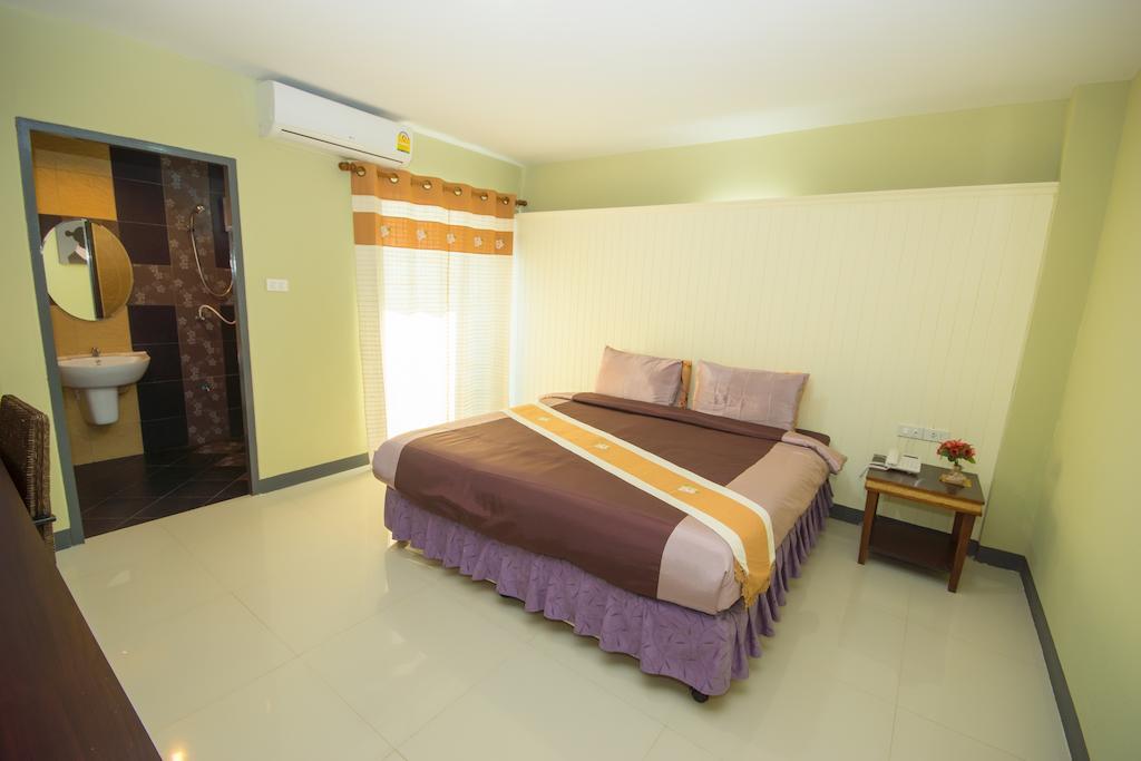 The Corner Hotel (Adults Only) Chiang Rai Eksteriør billede